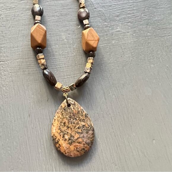 Jasper Polished Stone Beaded Necklace - Picture 6 of 7